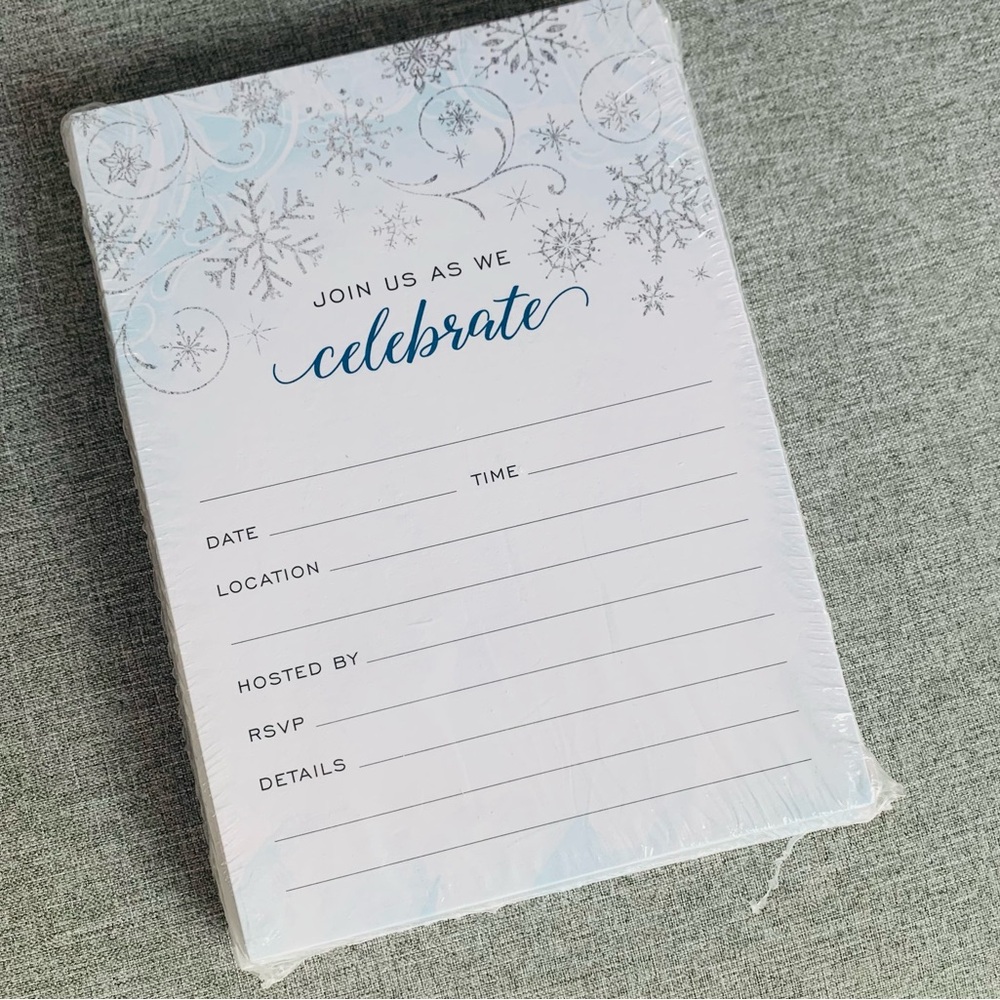 NEW PACK Invitations & Envelopes Winter Snowflake Silver Blue White Party Shower
